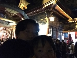 祐徳稲荷神社の本殿で。